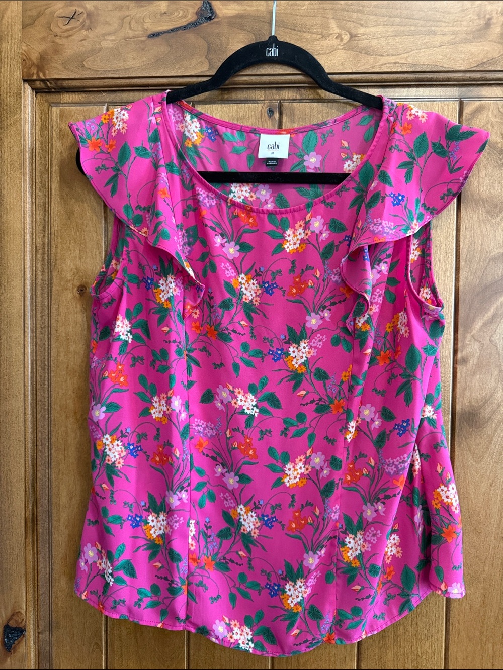 CAbi Wink Top Hot Pink Floral Ruffle Sleeve Blouse
